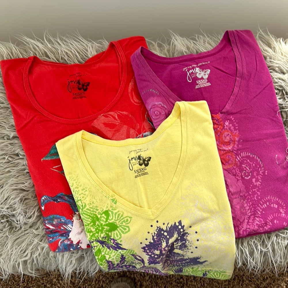 PLUS SIZE 5X T SHIRT LOT OF 3